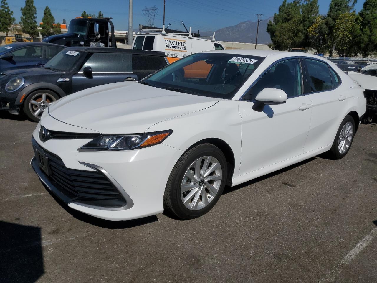 2024 Toyota Camry le LE
