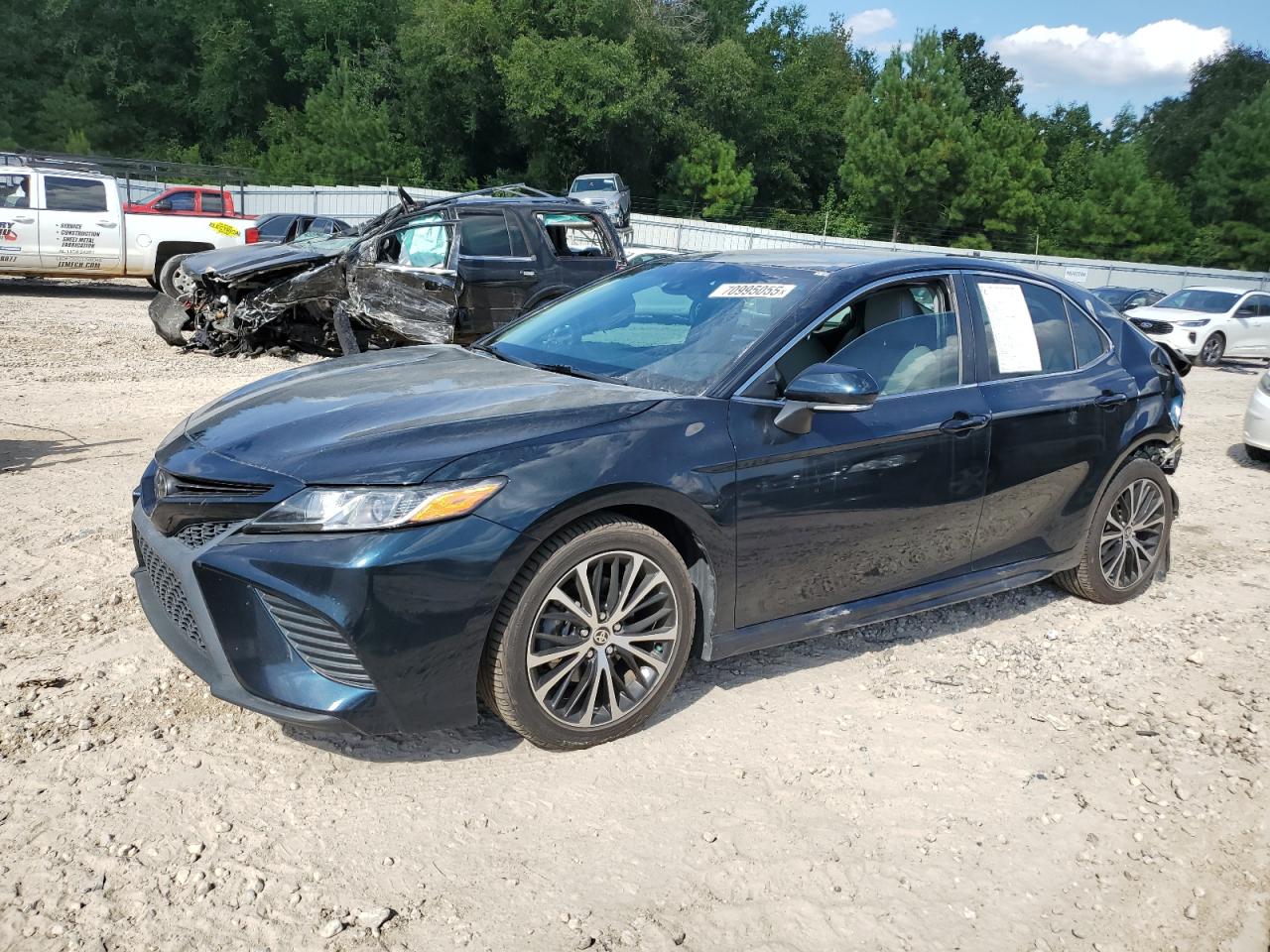 2020 Toyota Camry se SE