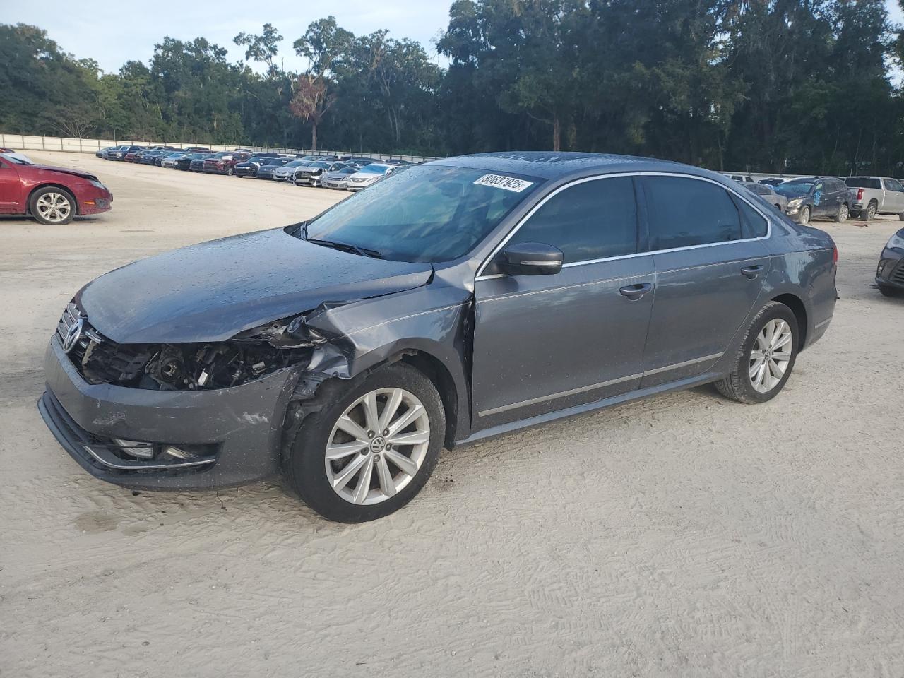 2013 Volkswagen Passat sel SEL
