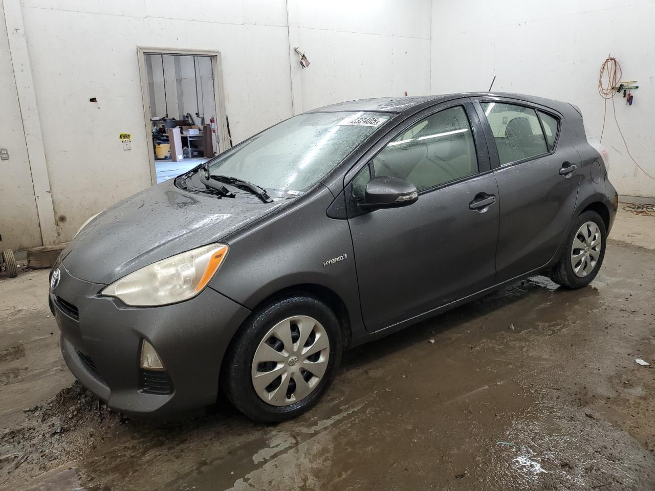 2014 Toyota Prius c