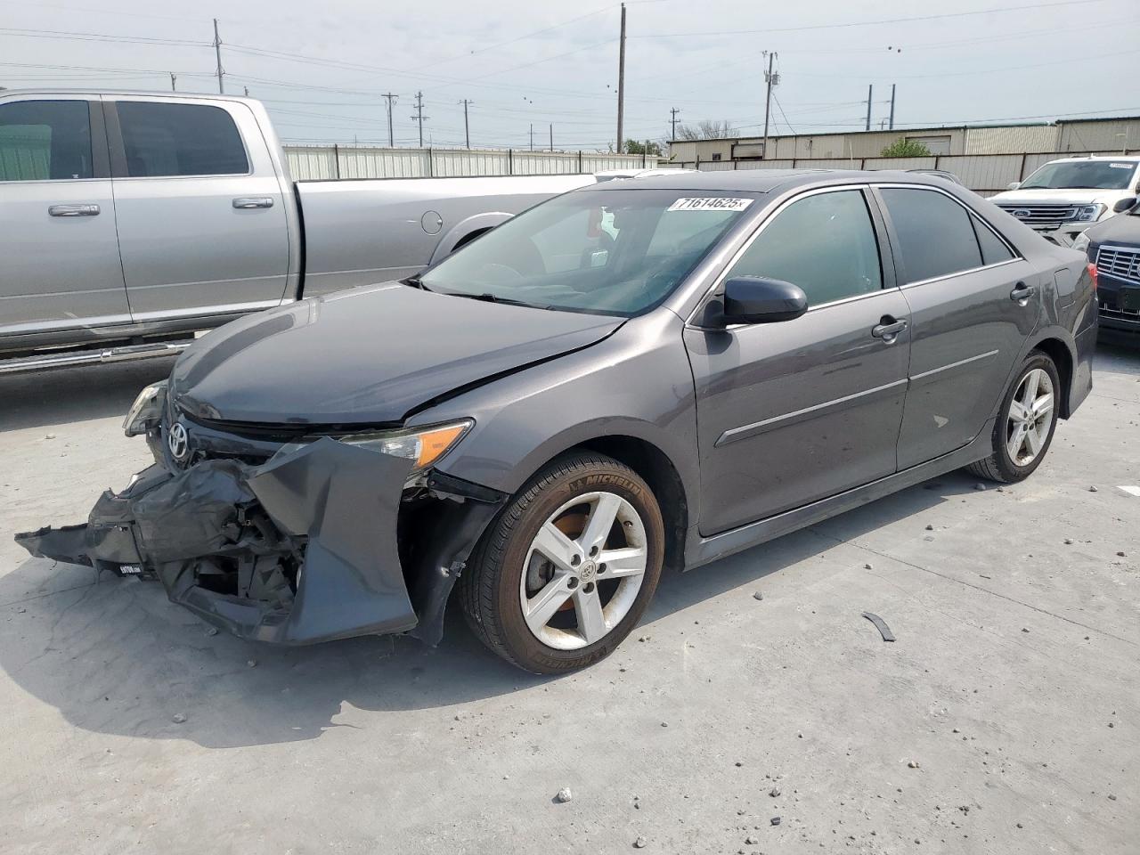 2012 Toyota Camry base BASE