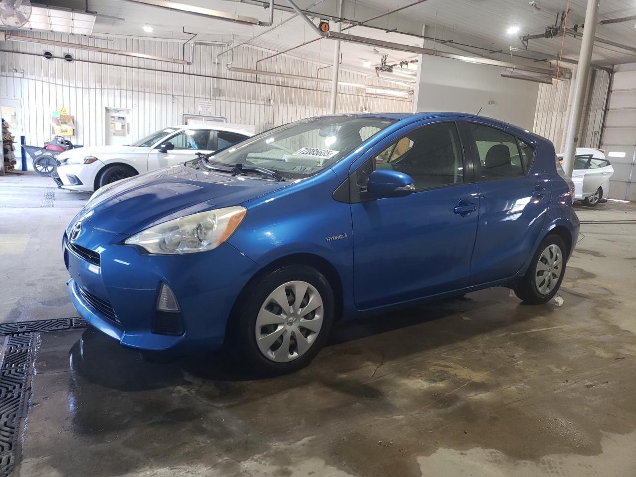2013 Toyota Prius c