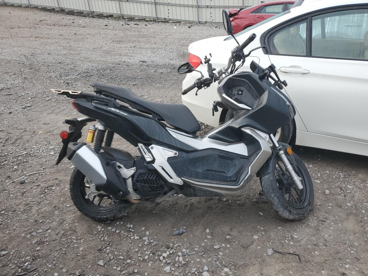 Honda Adv150 a
