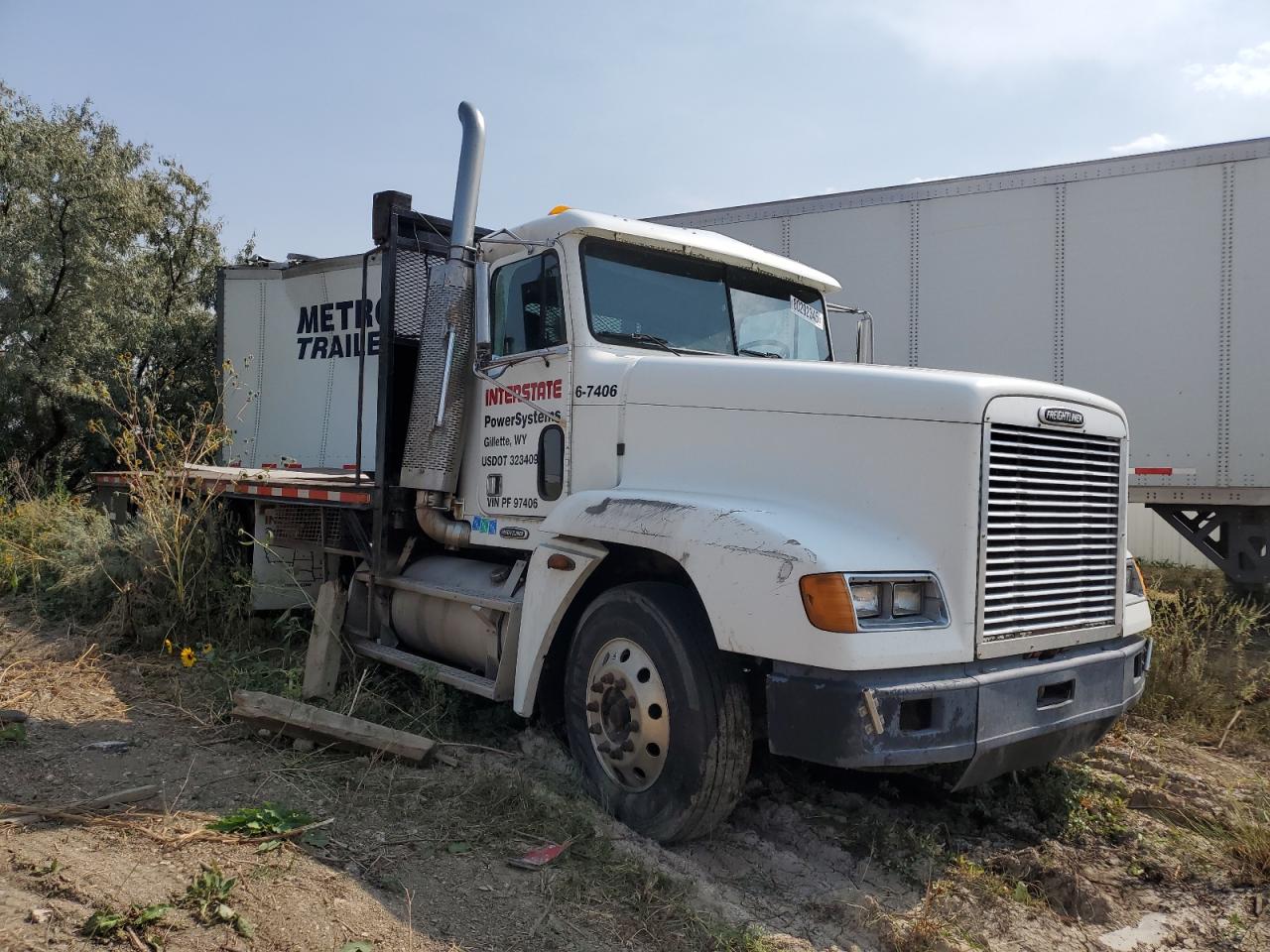 2001 Freightliner Fld120