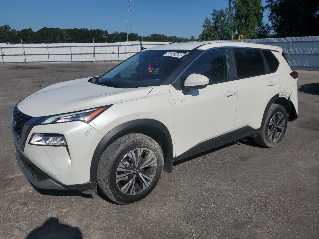 2023 Nissan Rogue sv SV