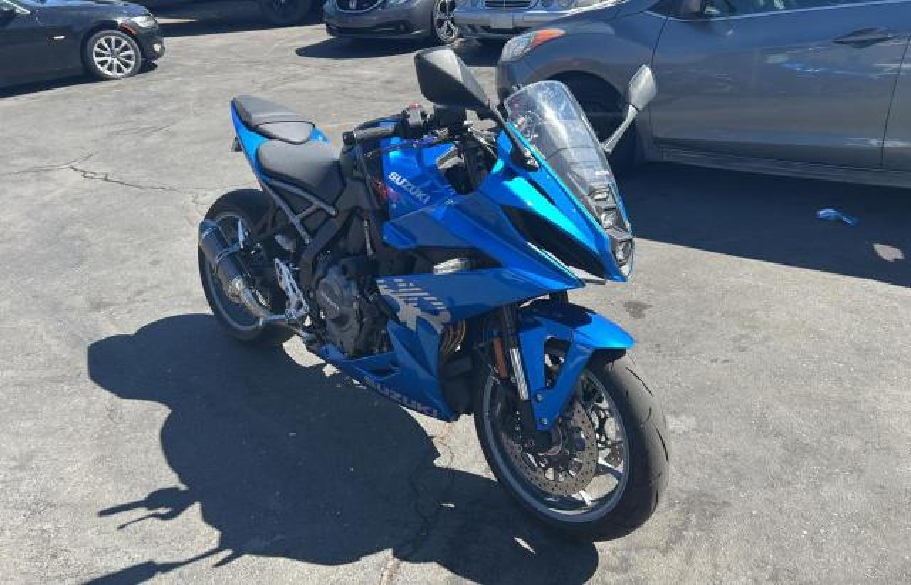 2024 Suzuki Gsx800
