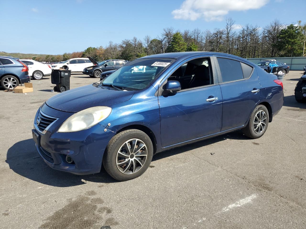 2012 Nissan Versa s S
