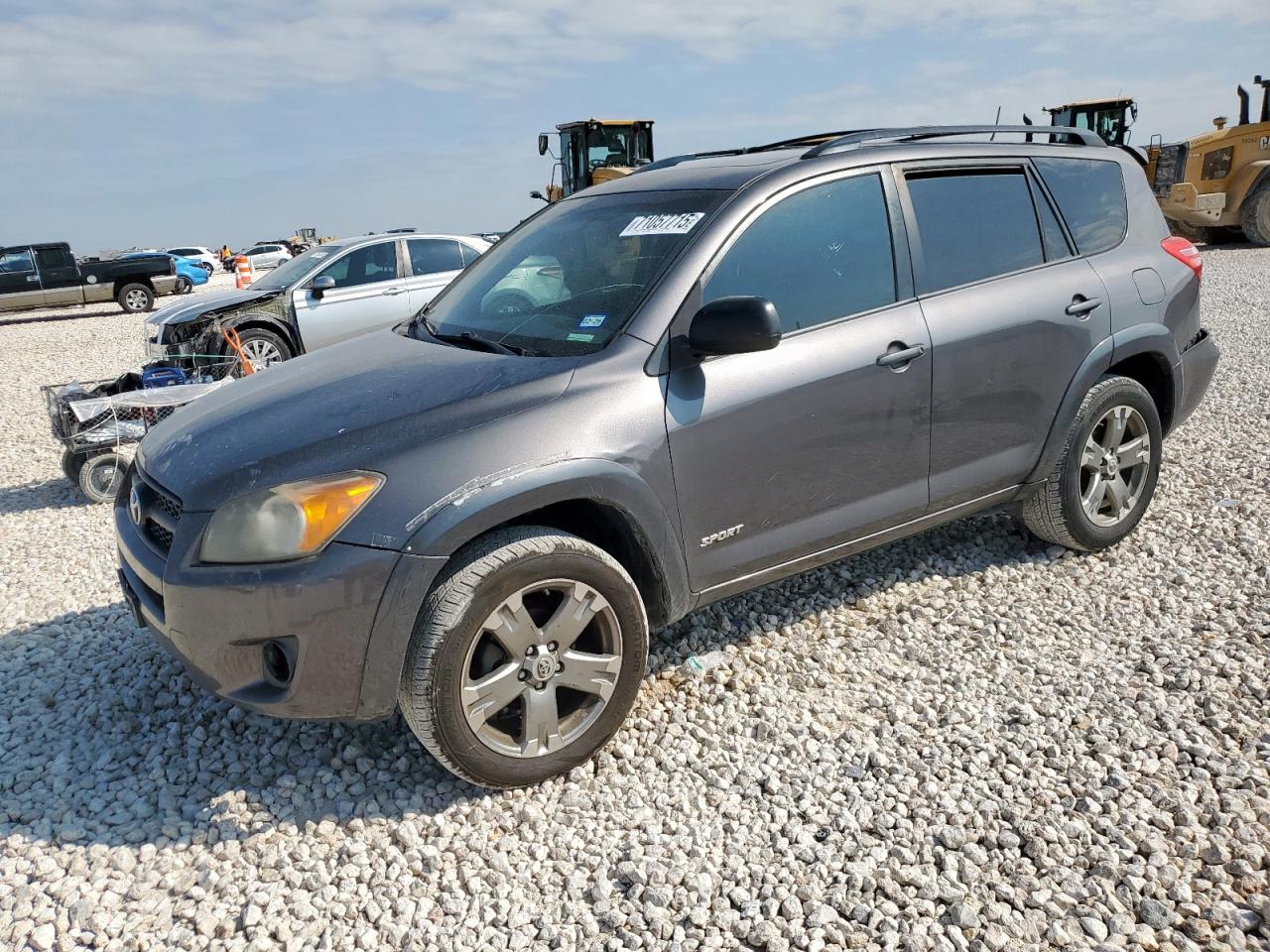 2011 Toyota Rav4 sport SPORT