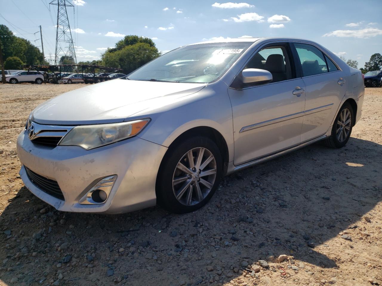 Toyota Camry l