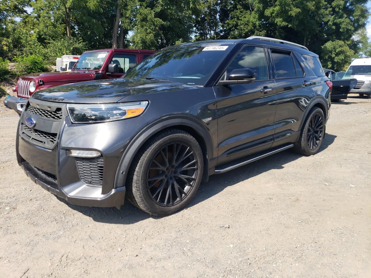 2020 Ford Explorer p