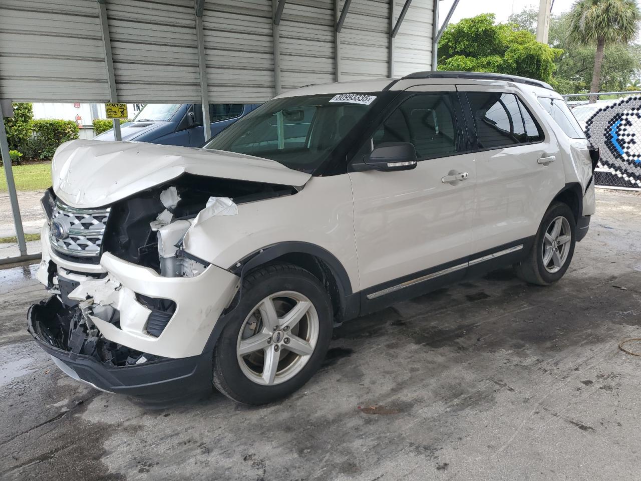 2019 Ford Explorer x XLT