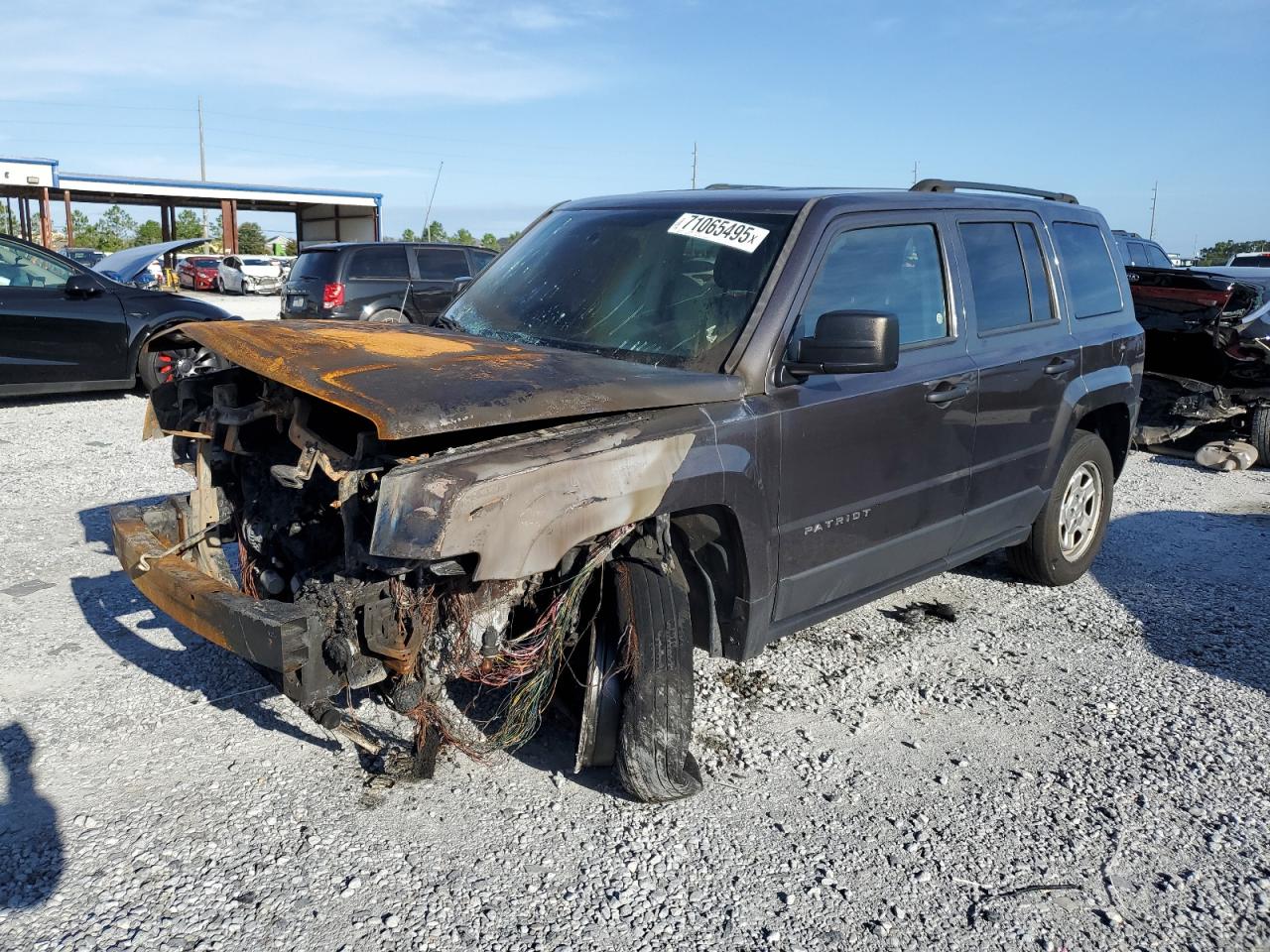 2016 Jeep Patriot sp SPORT