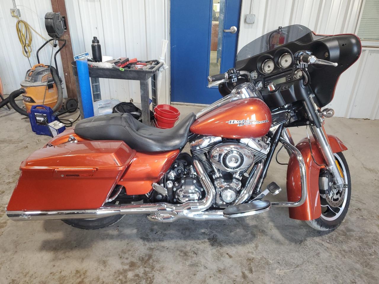 2011 Harley-davidson Flhx