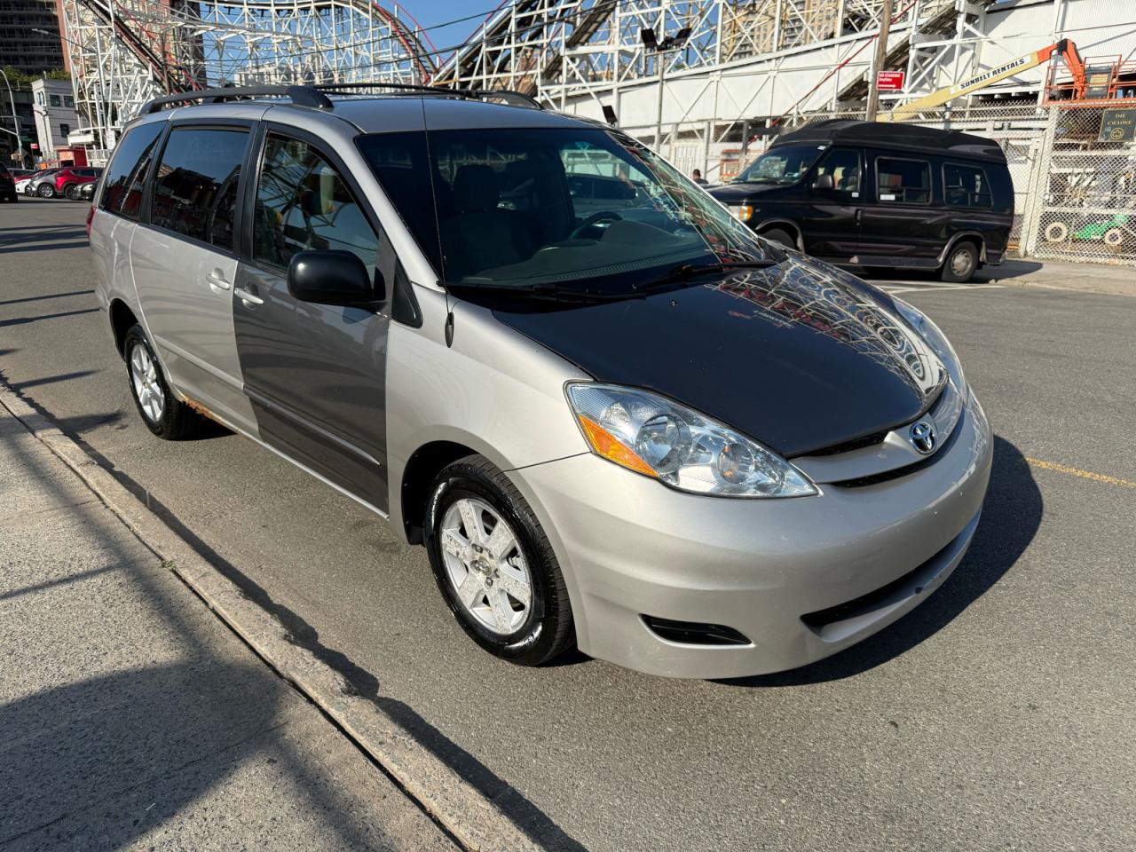 2010 Toyota Sienna ce CE