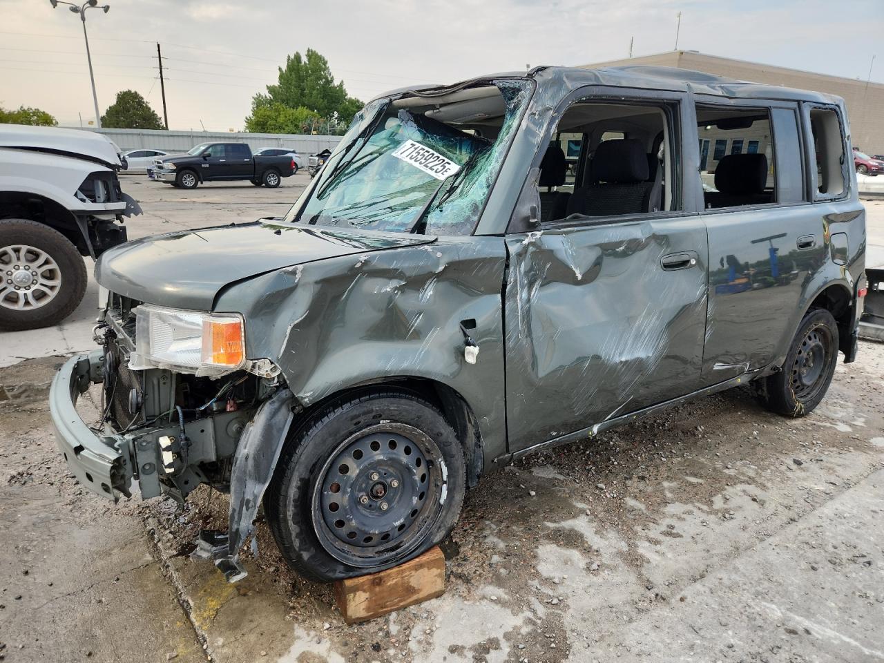2005 Scion xB