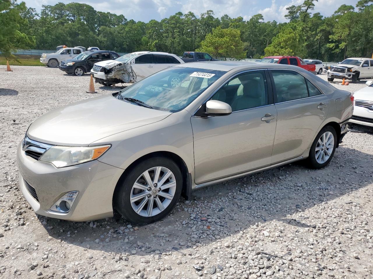 2013 Toyota Camry l L