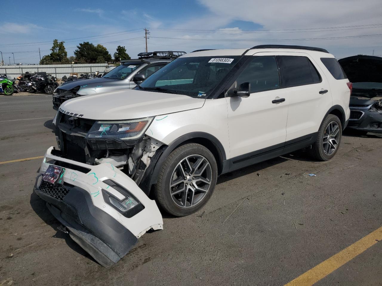 2017 Ford Explorer s SPORT
