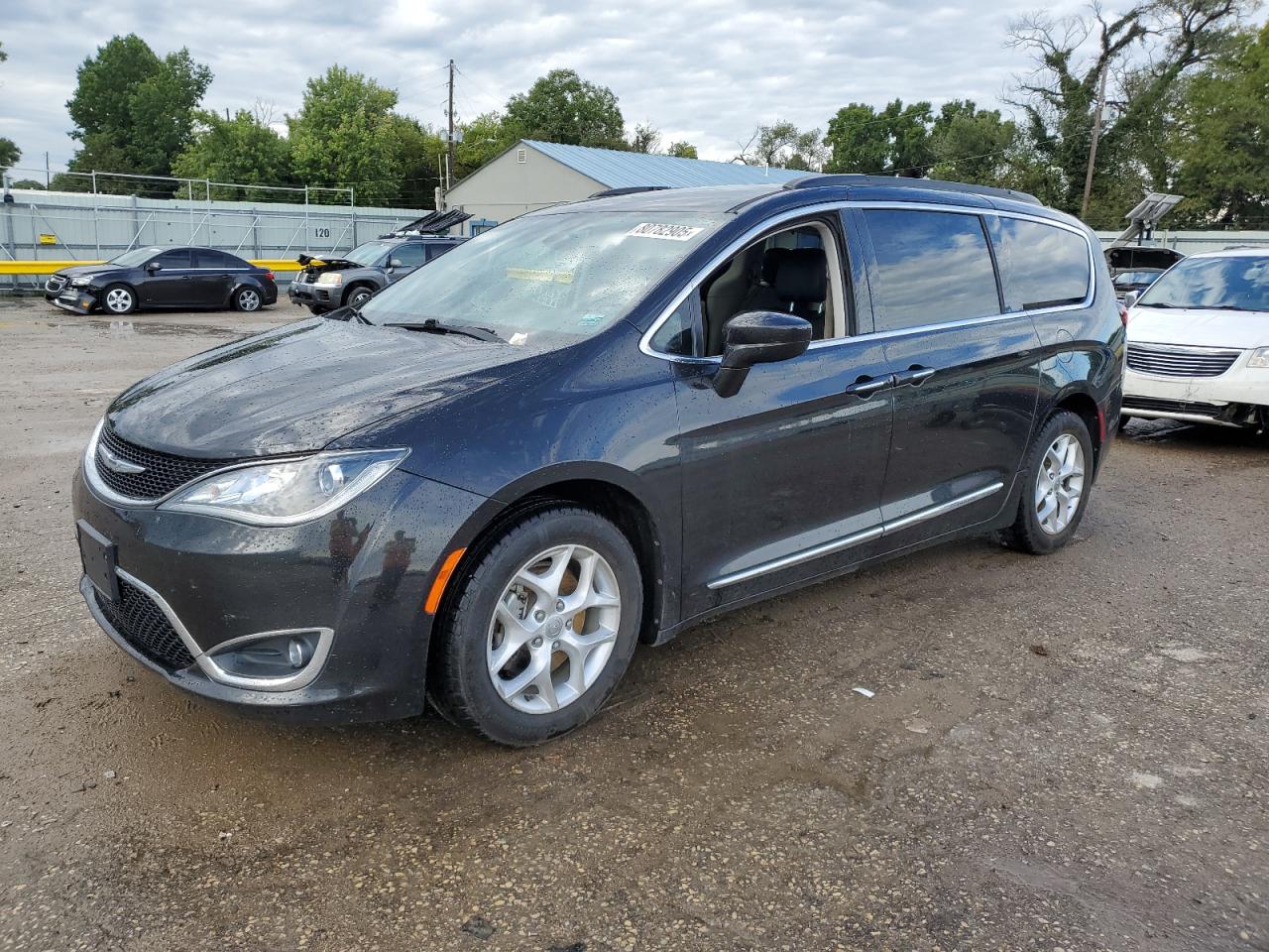 2017 Chrysler Pacifica t TOURING L