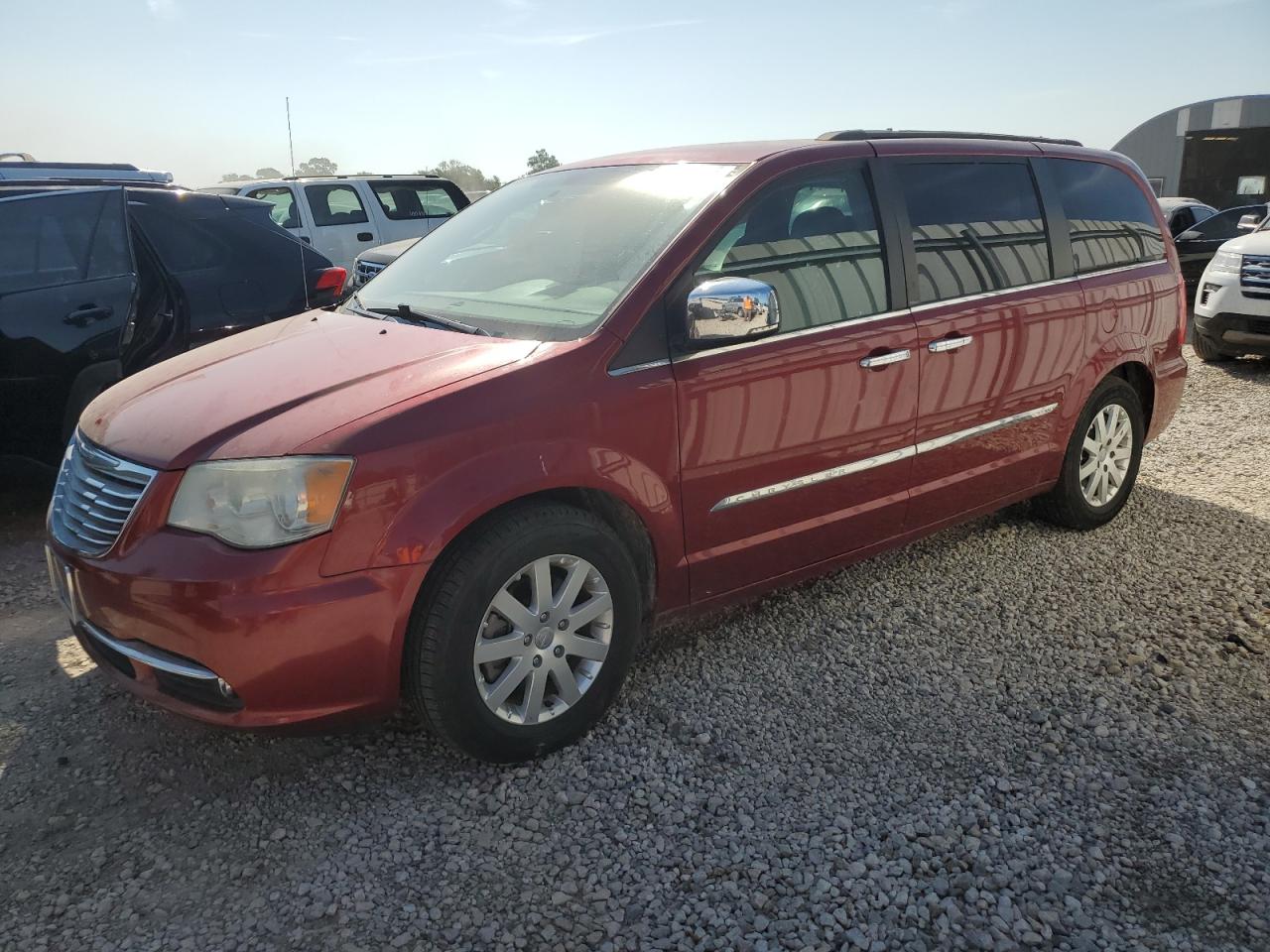 2012 Chrysler Town & cou TOURING L