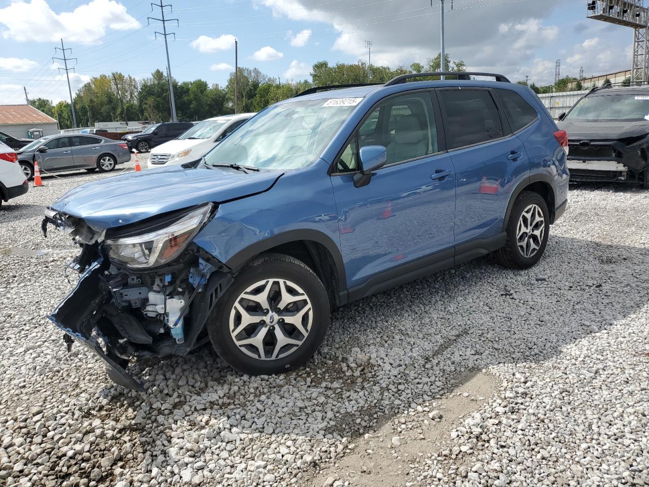 2019 Subaru Forester premium PREMIUM
