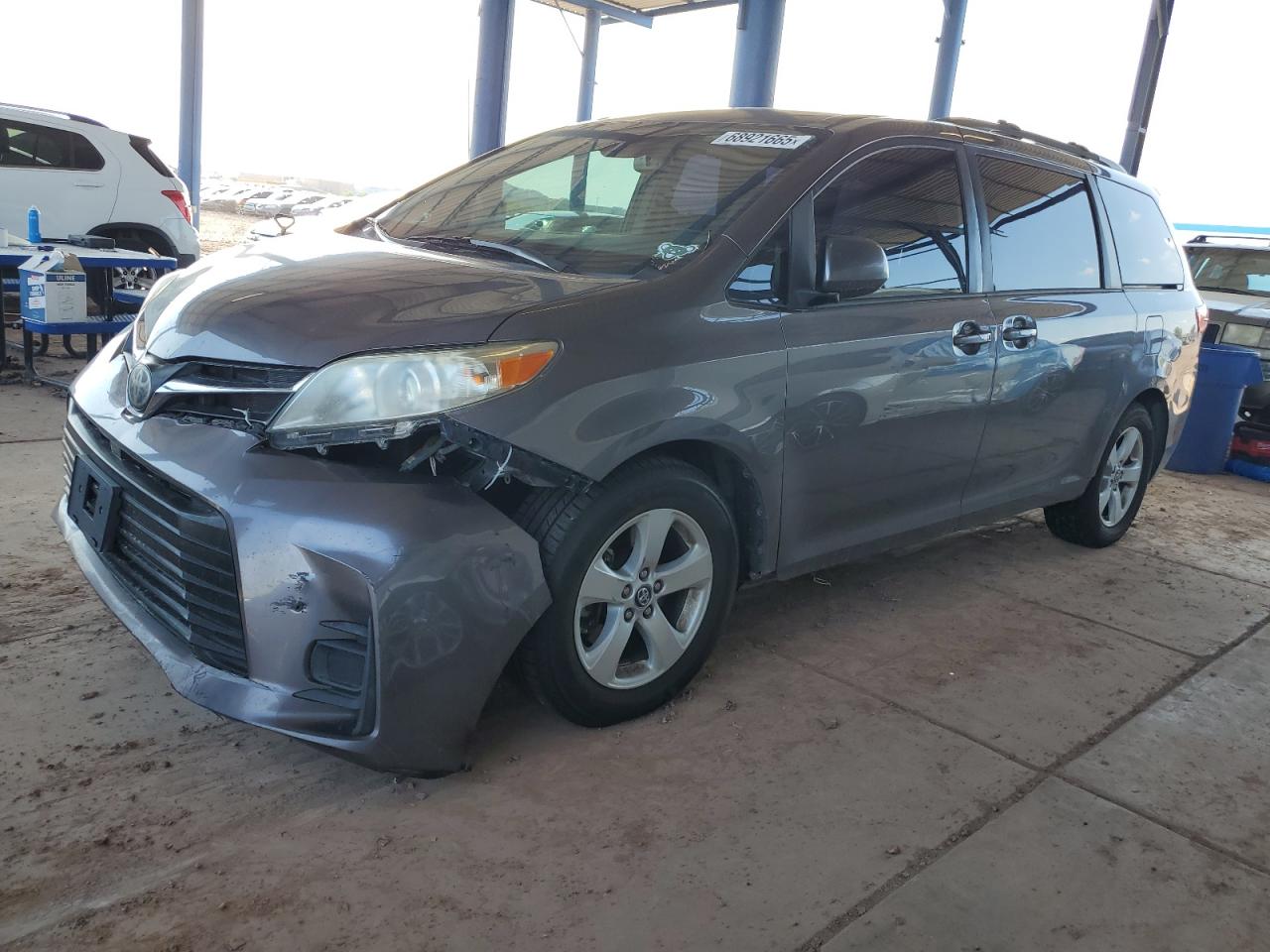 2019 Toyota Sienna le LE