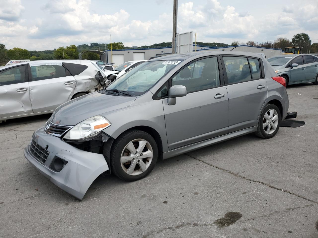 2012 Nissan Versa s S