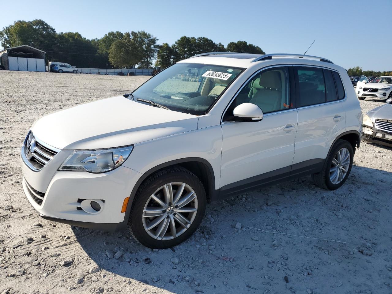 2011 Volkswagen Tiguan s S