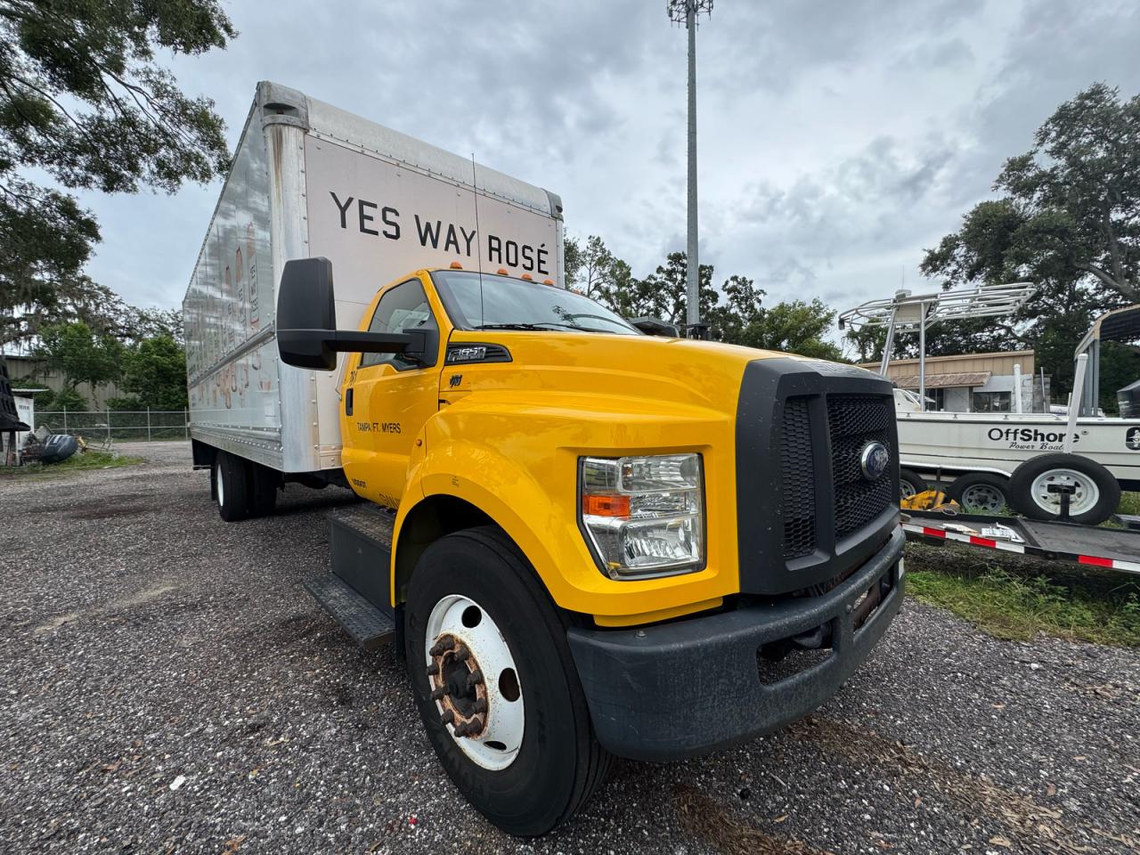2017 Ford F-650 F650 Super - Trucks