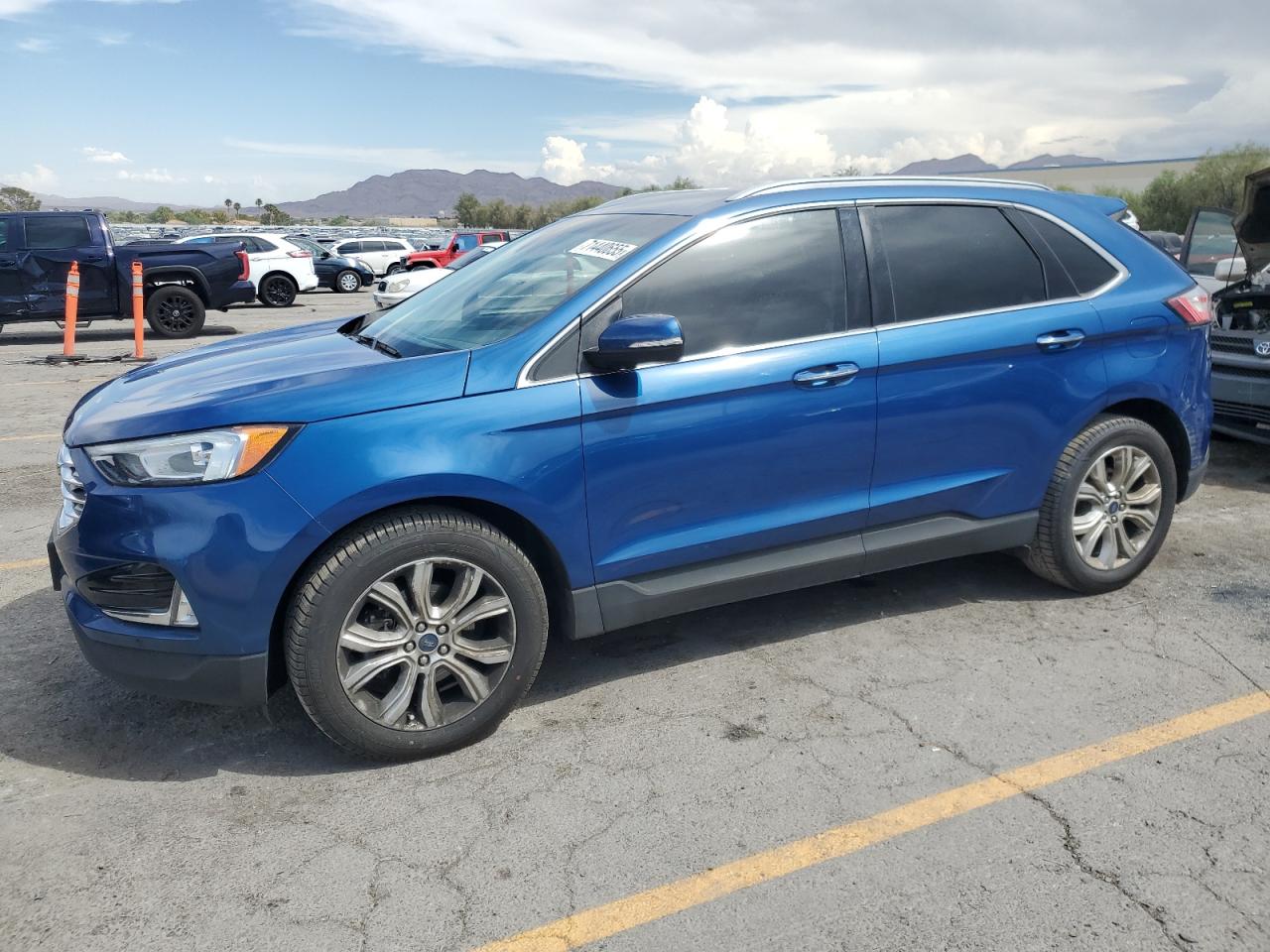 2020 Ford Edge titan TITANIUM