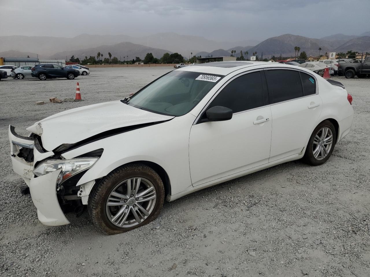 2011 Infiniti G37