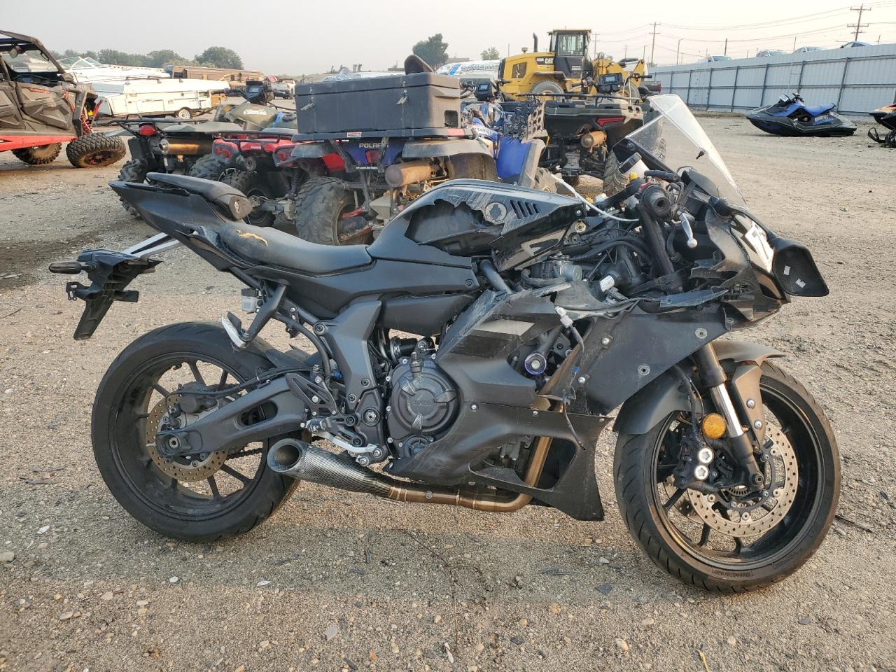 2024 Yamaha Yzfr7
