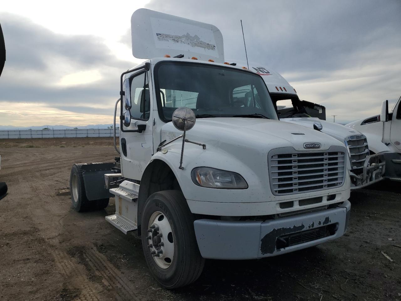 2015 Freightliner M2 106 MEDIUM DUTY
