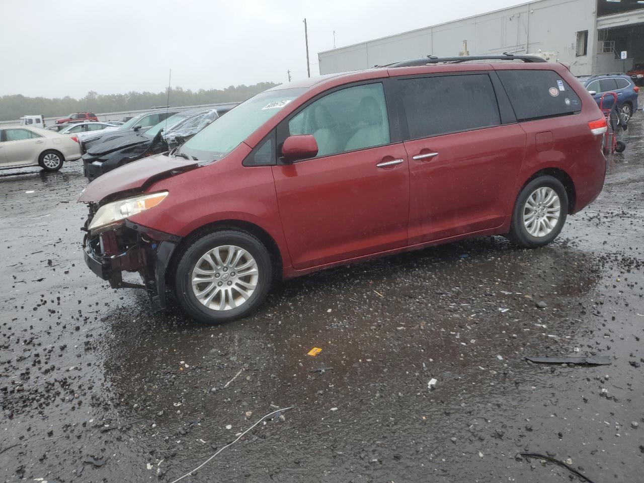 2014 Toyota Sienna xle XLE