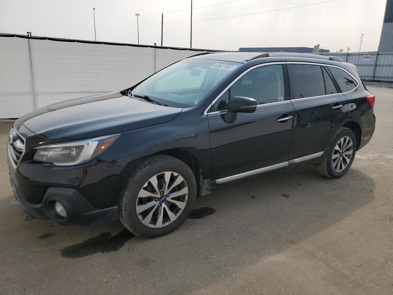 2019 Subaru Outback touring TOURING