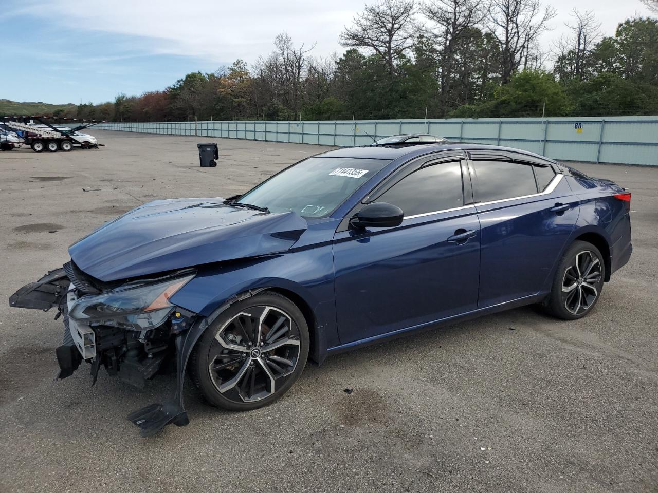 2023 Nissan Altima sr SR