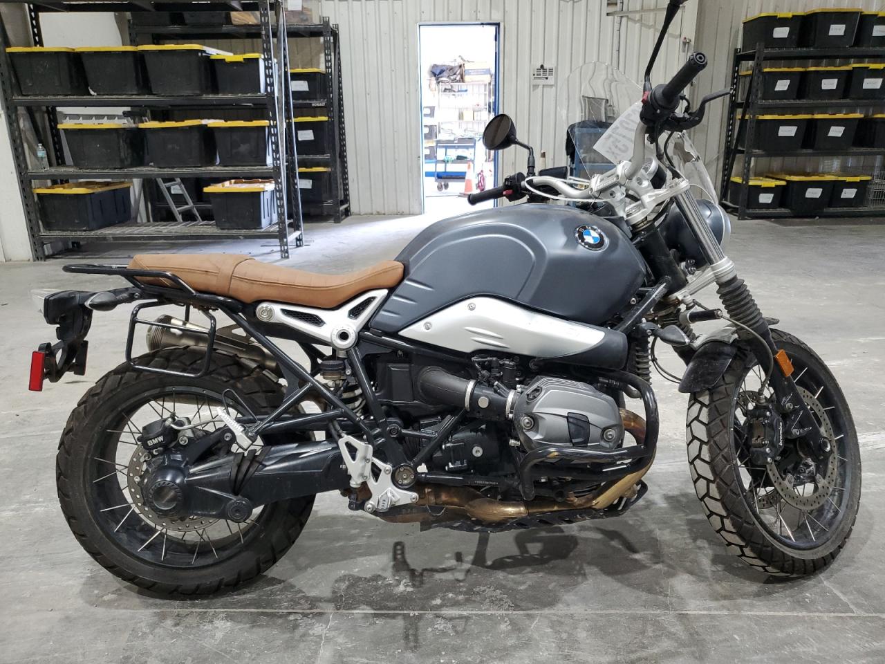 2019 BMW R