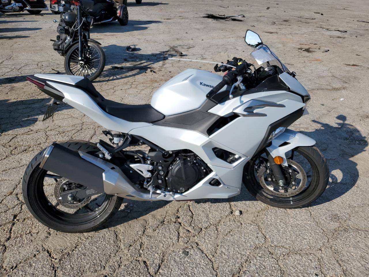 2025 Kawasaki Ex500