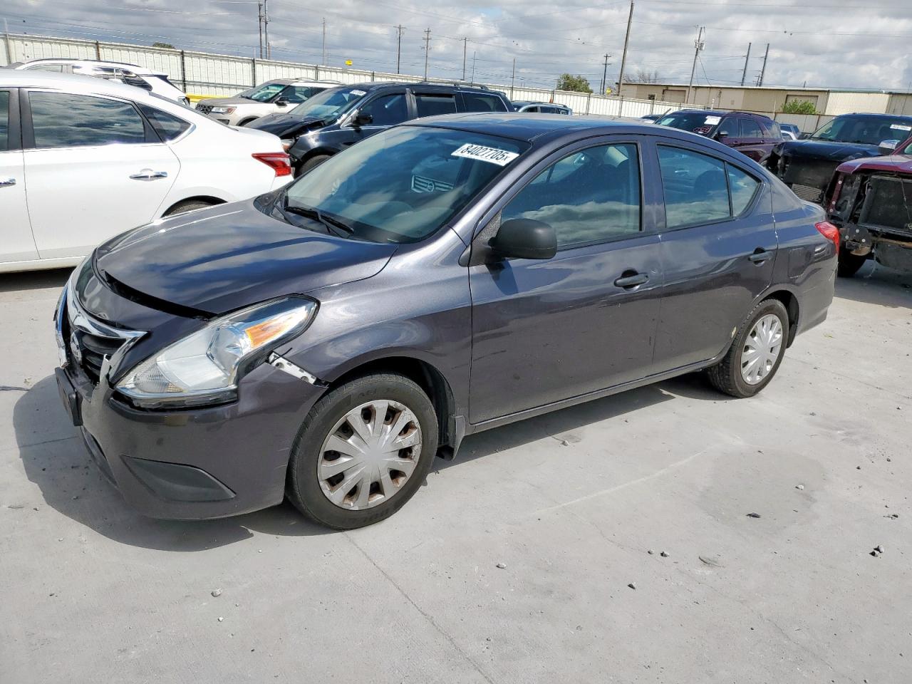 2015 Nissan Versa s S