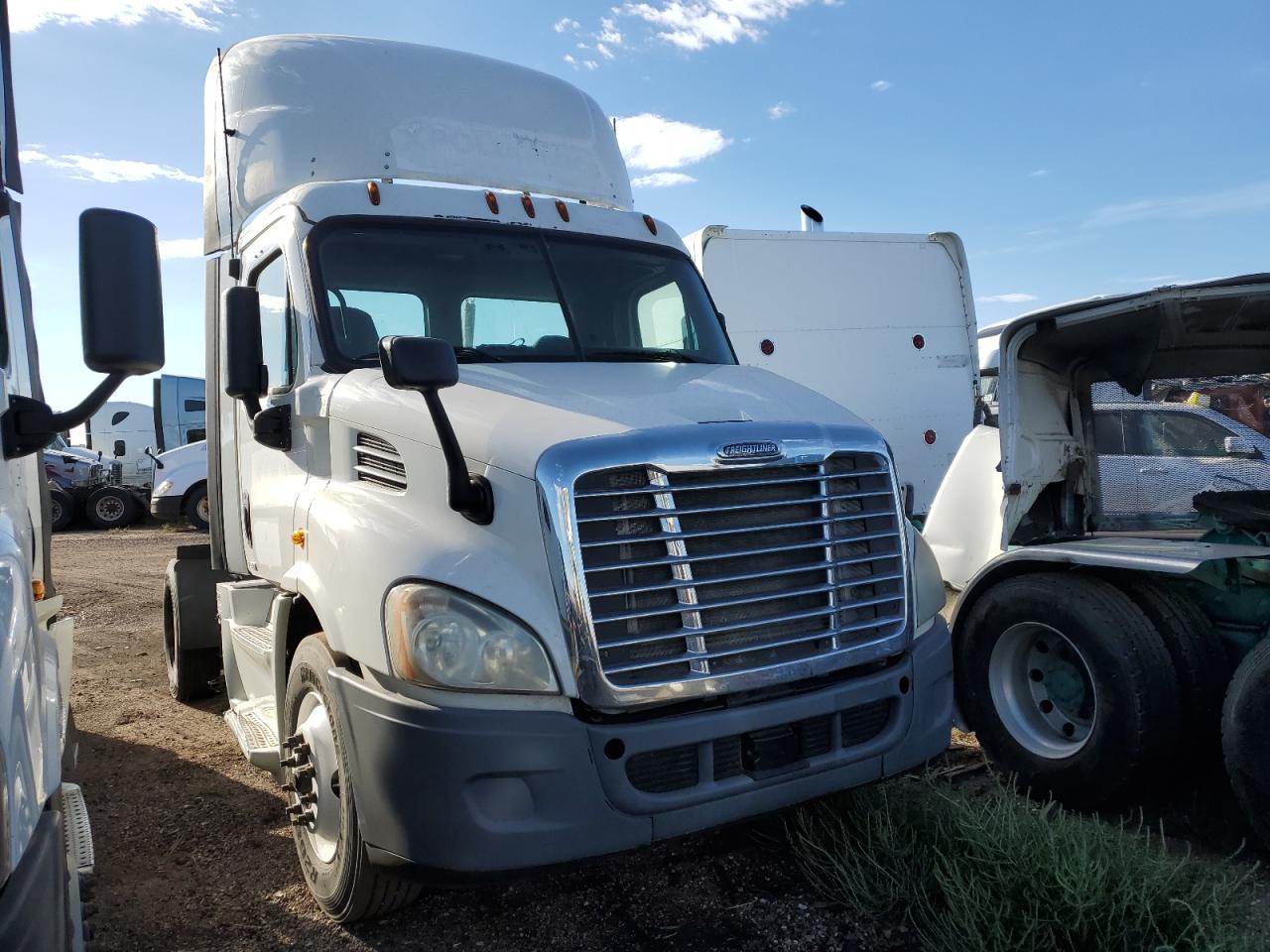 2016 Freightliner Cascadia 1