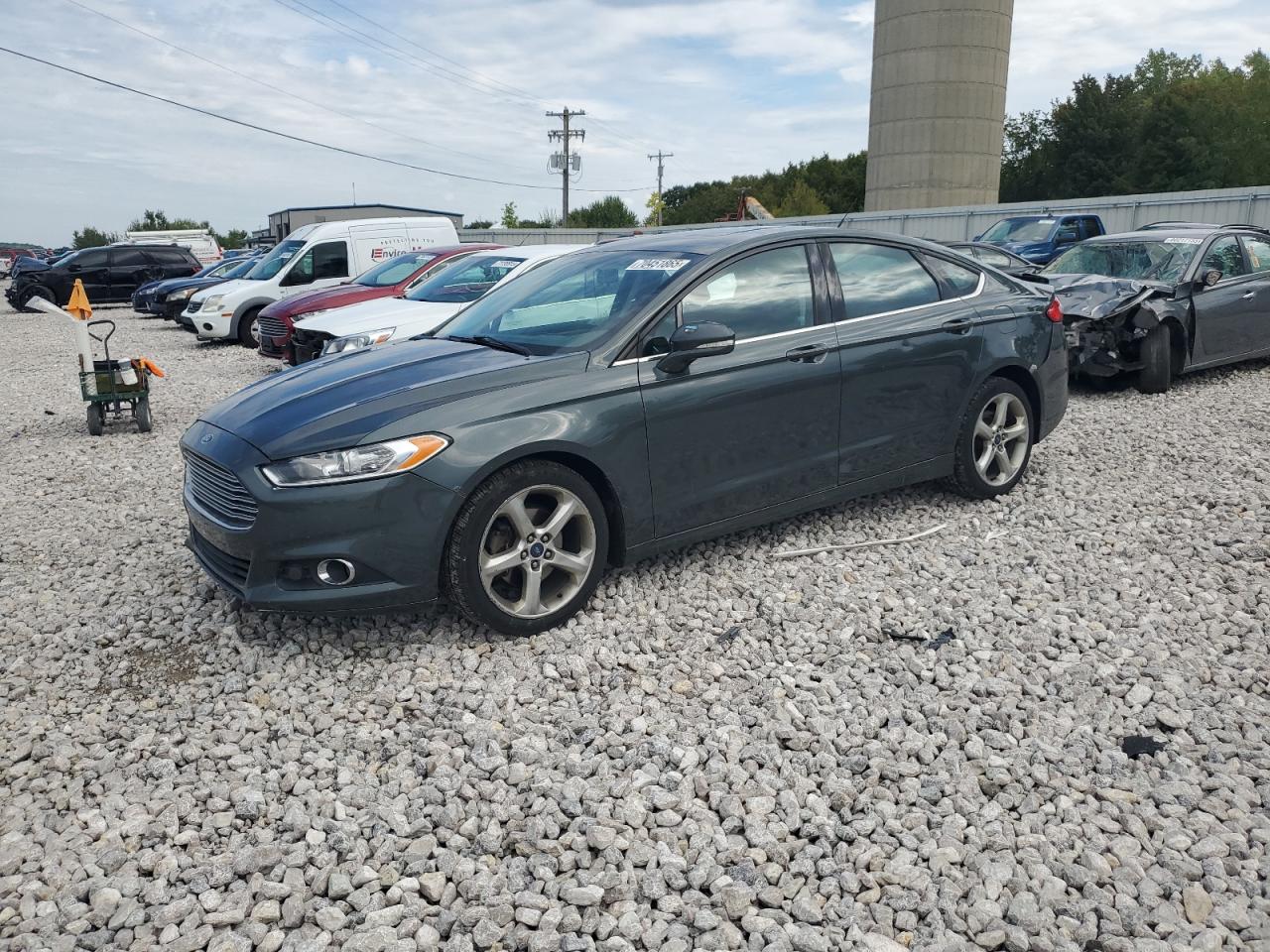 2016 Ford Fusion se SE