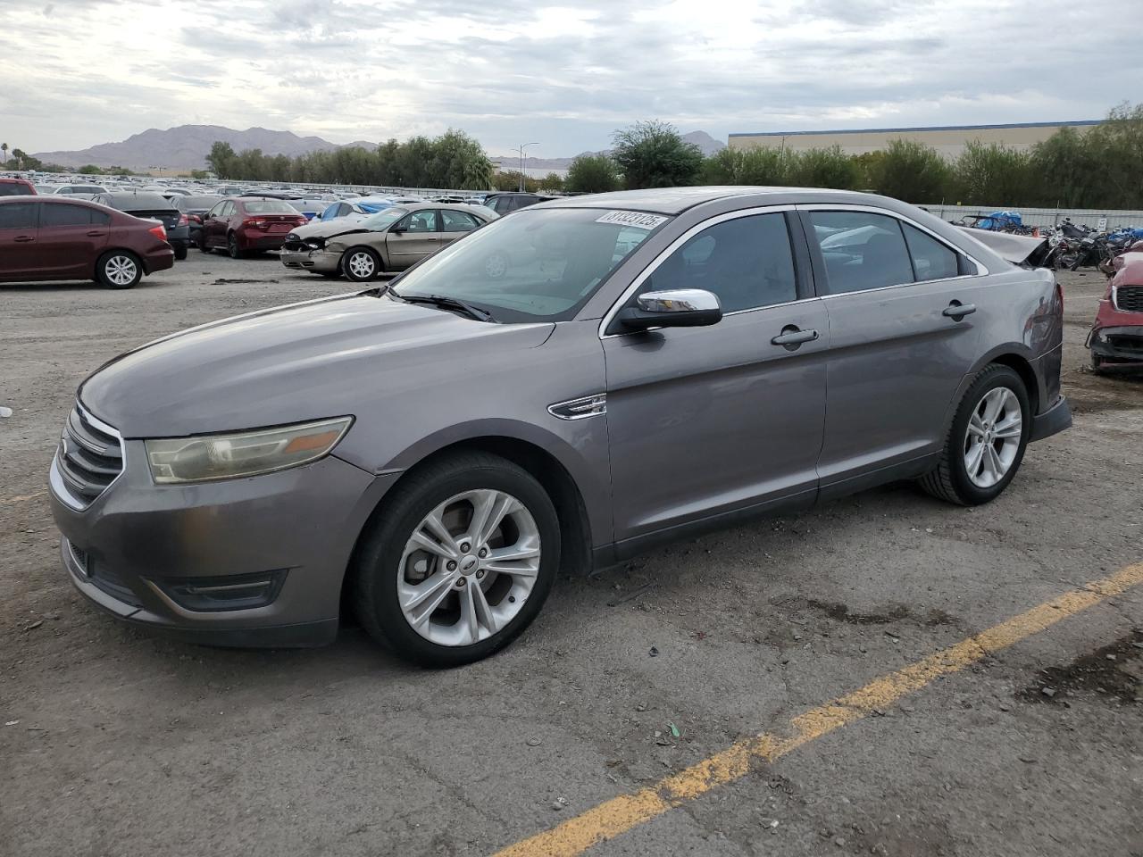 2013 Ford Taurus lim LIMITED