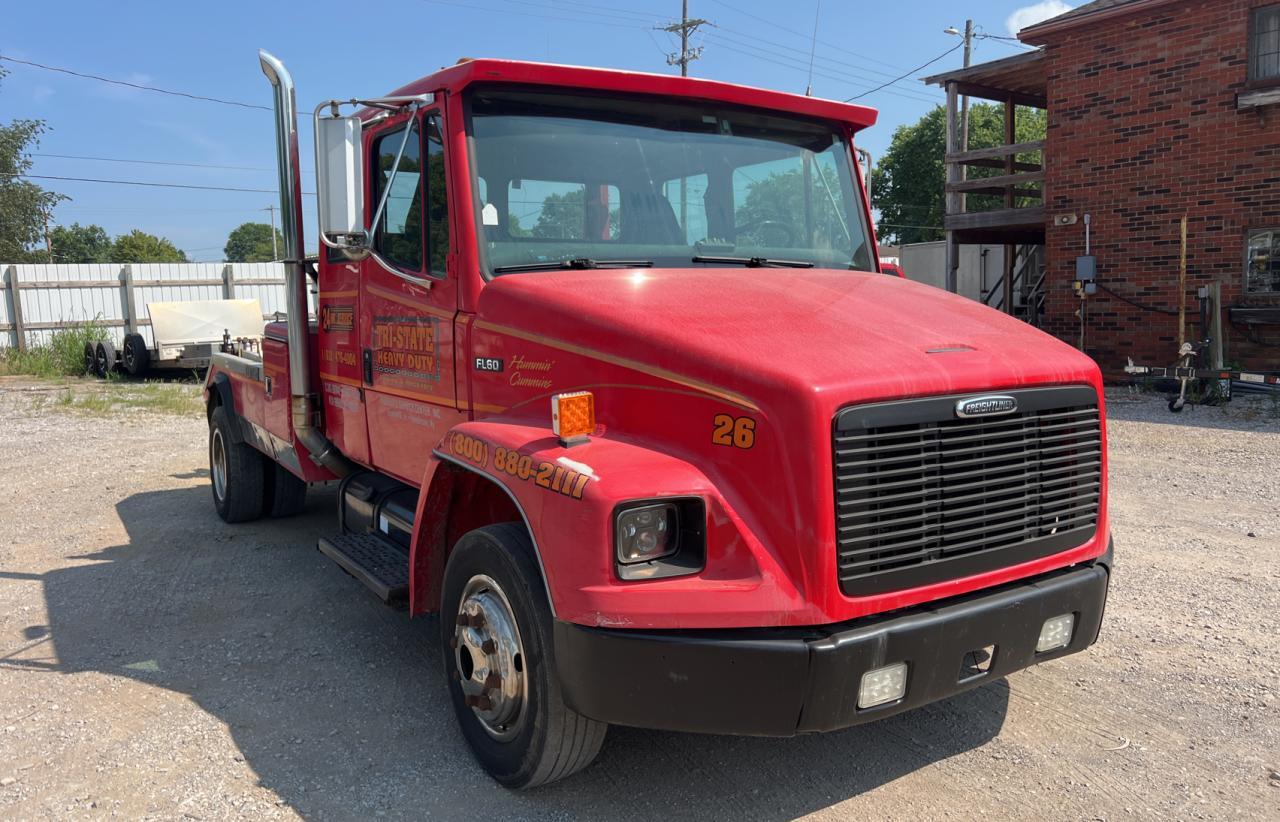 1997 Freightliner Medium con FL60