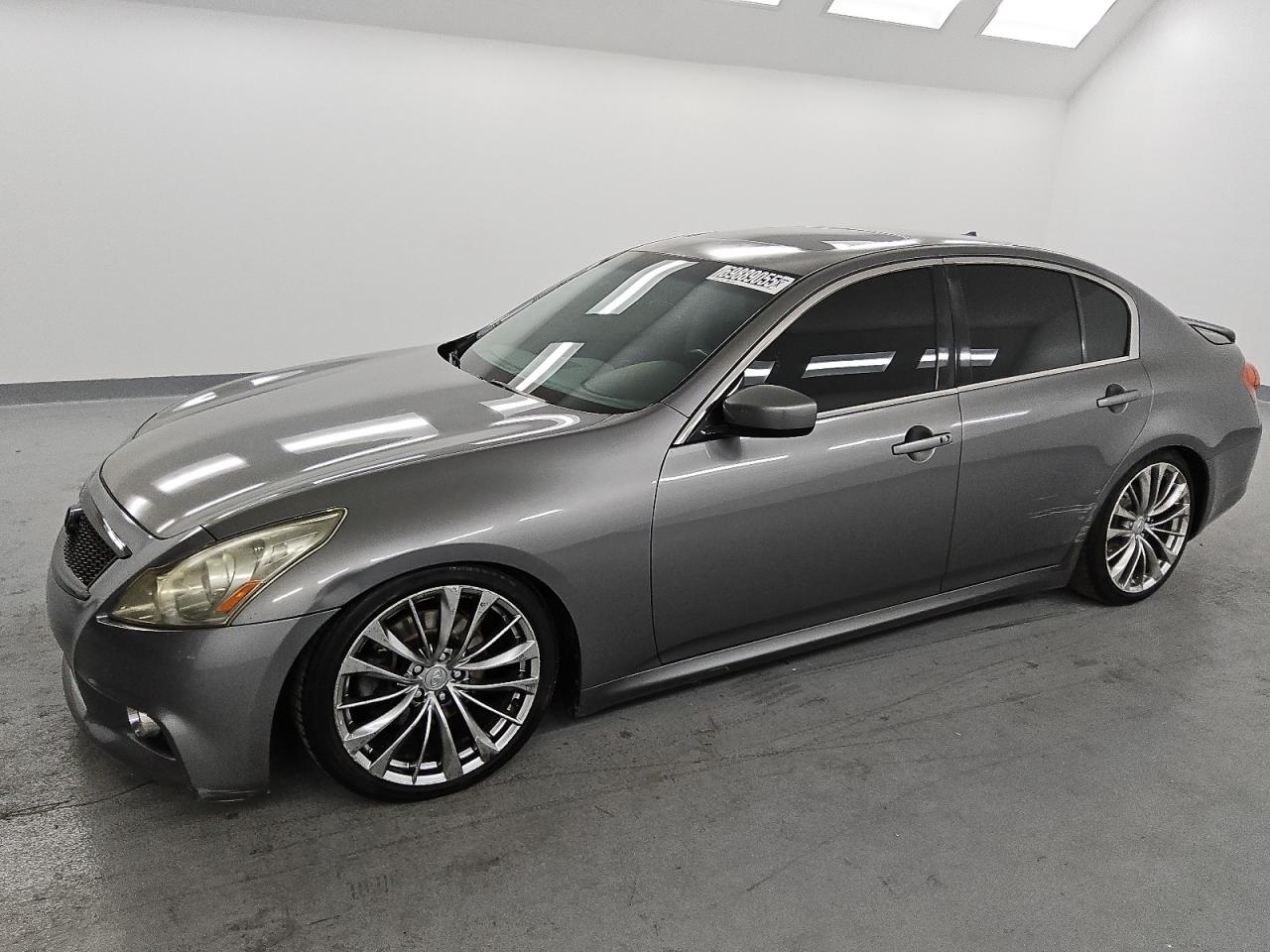 2012 Infiniti G37