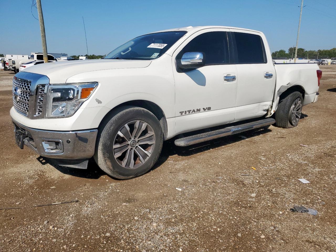 2018 Nissan Titan sv SV