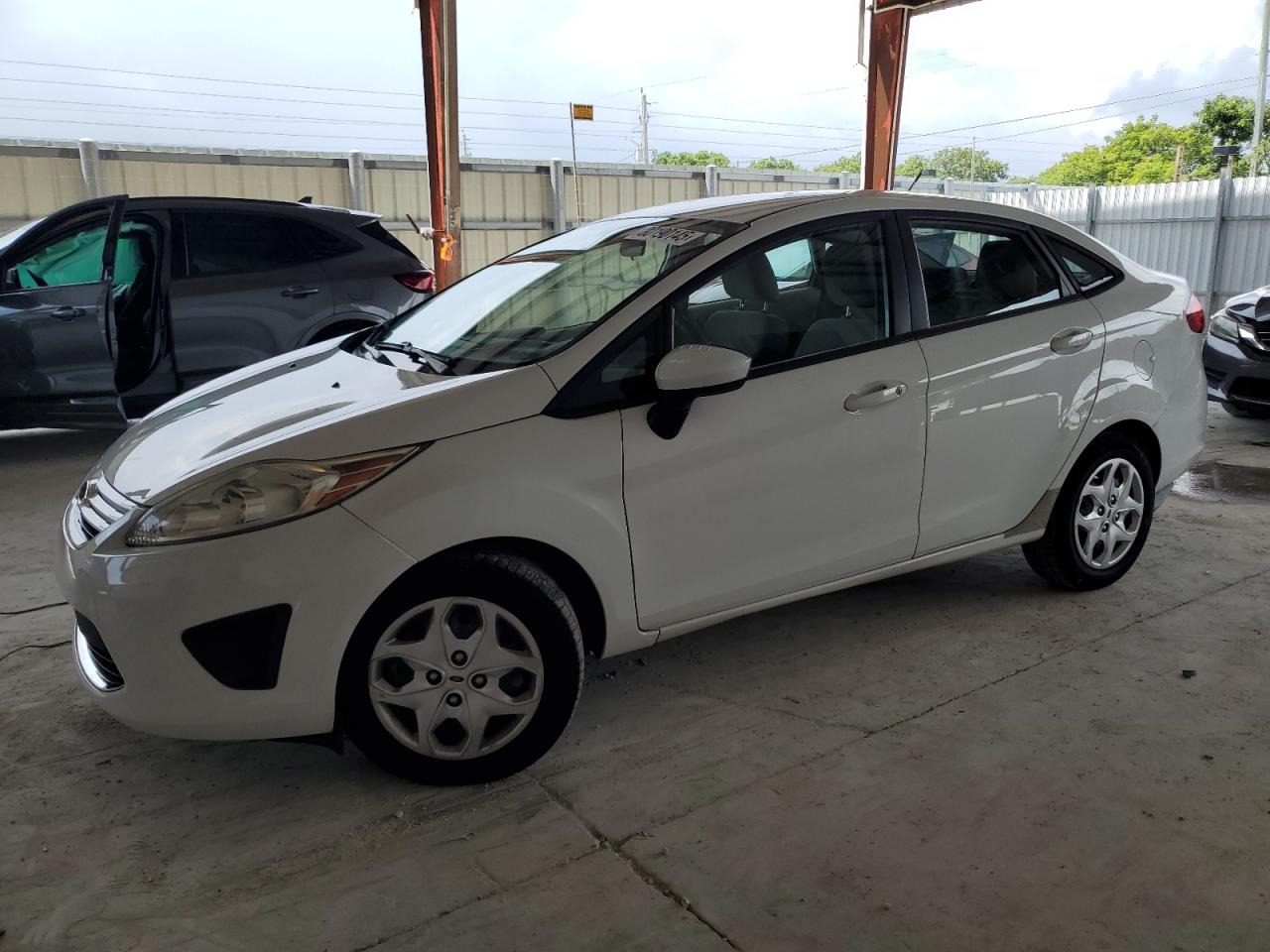 2011 Ford Fiesta s S