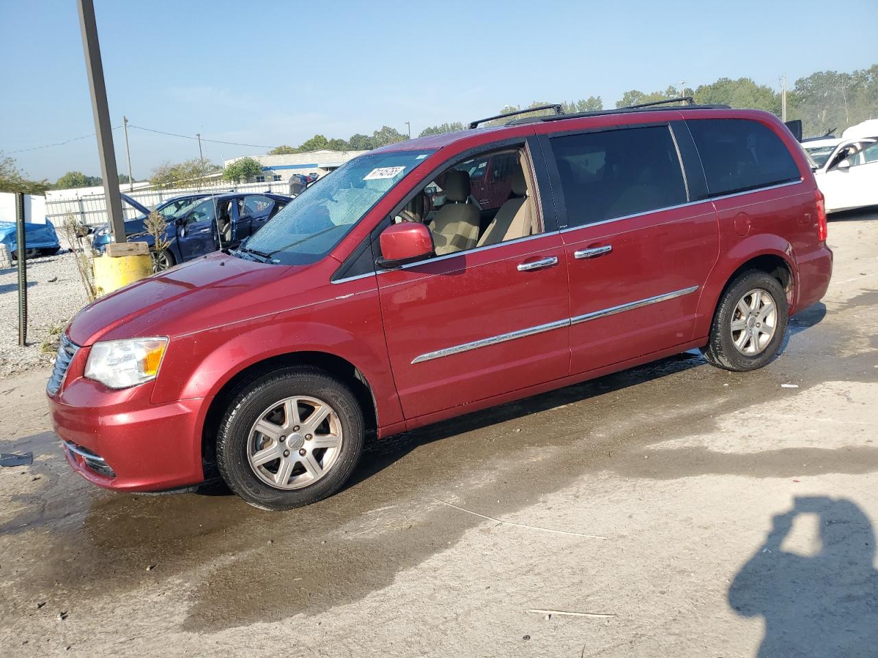 2012 Chrysler Town & country Touring