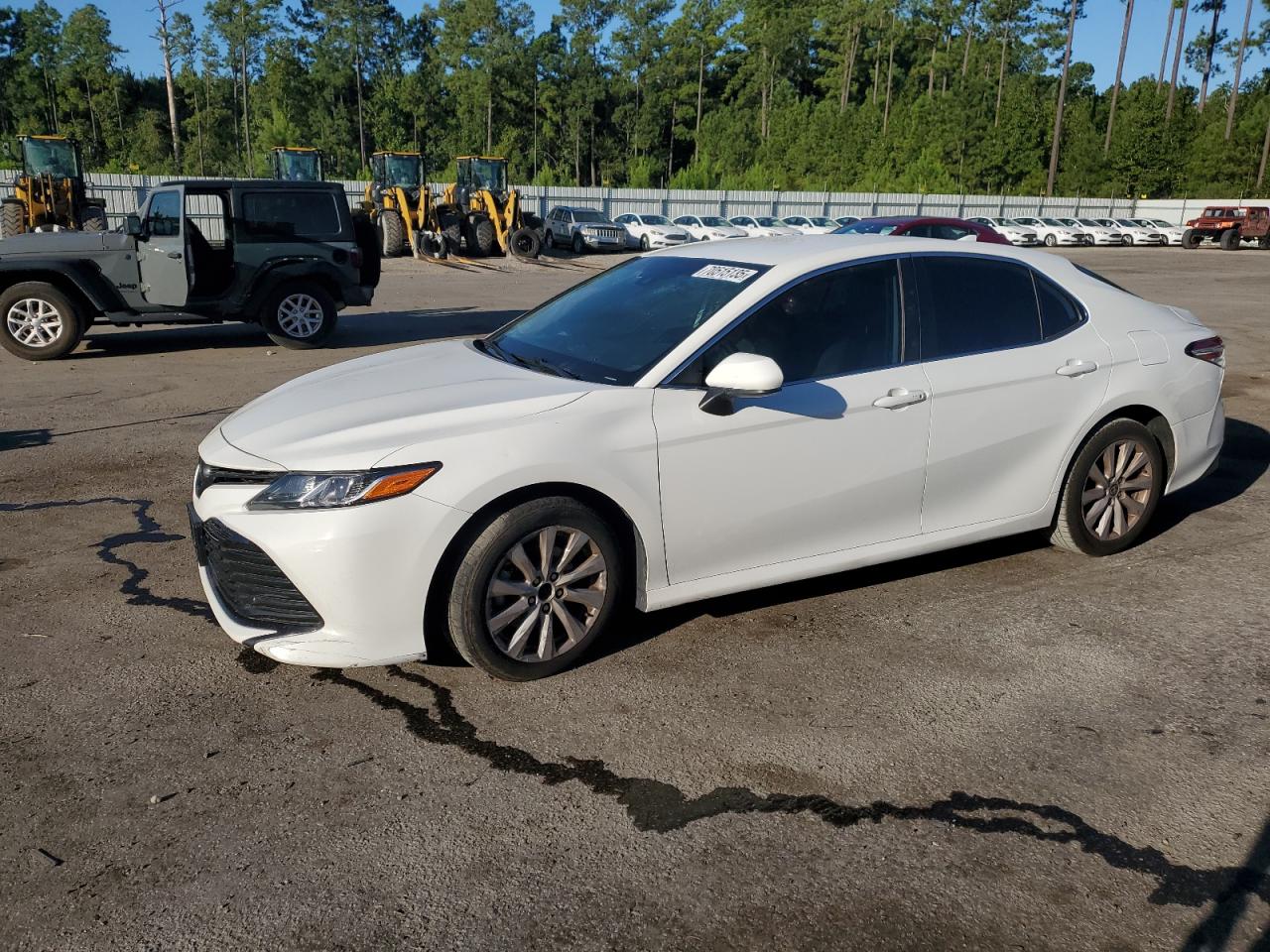2020 Toyota Camry le LE