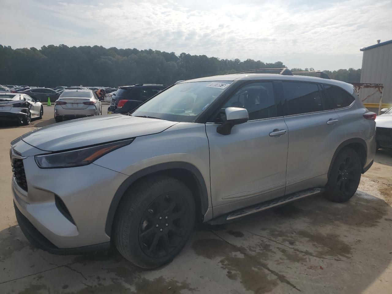 2022 Toyota Highlander l L