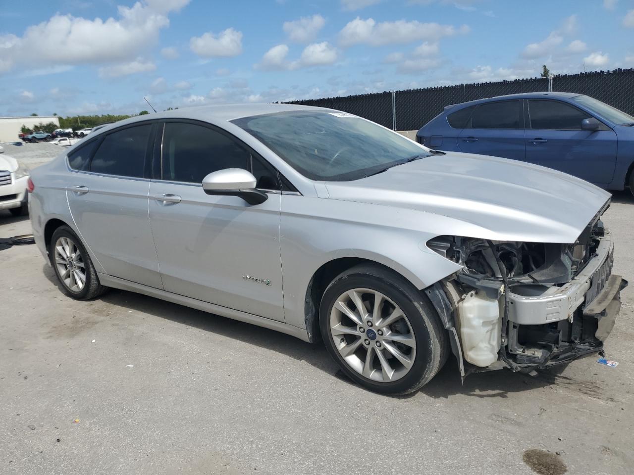 2017 Ford Fusion se SE HYBRID