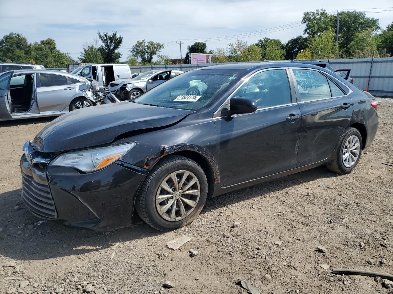 2015 Toyota Camry le LE